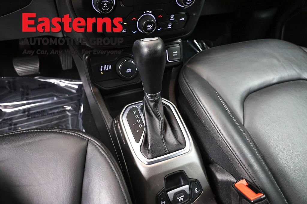 Used 2020 Jeep Renegade Limited AWD/4WD image 13