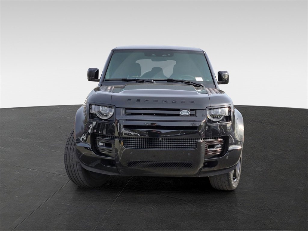 Certified 2024 Land Rover Defender 110 V8 image 2