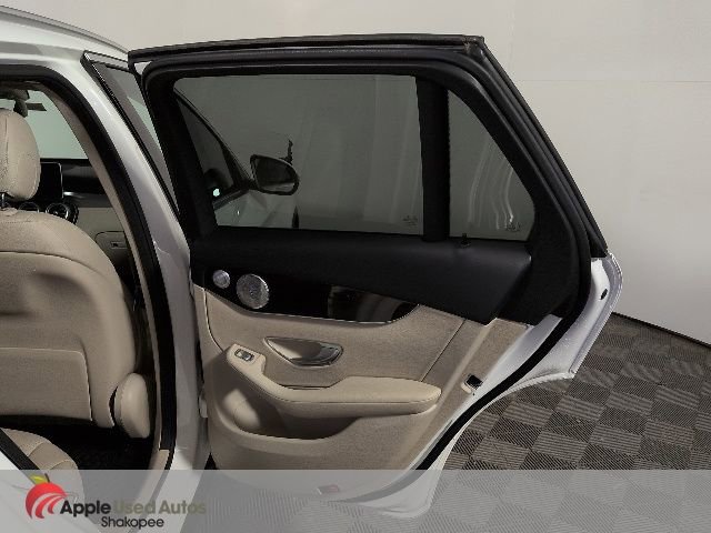 Used 2018 Mercedes-Benz GLC 300 4MATIC image 36