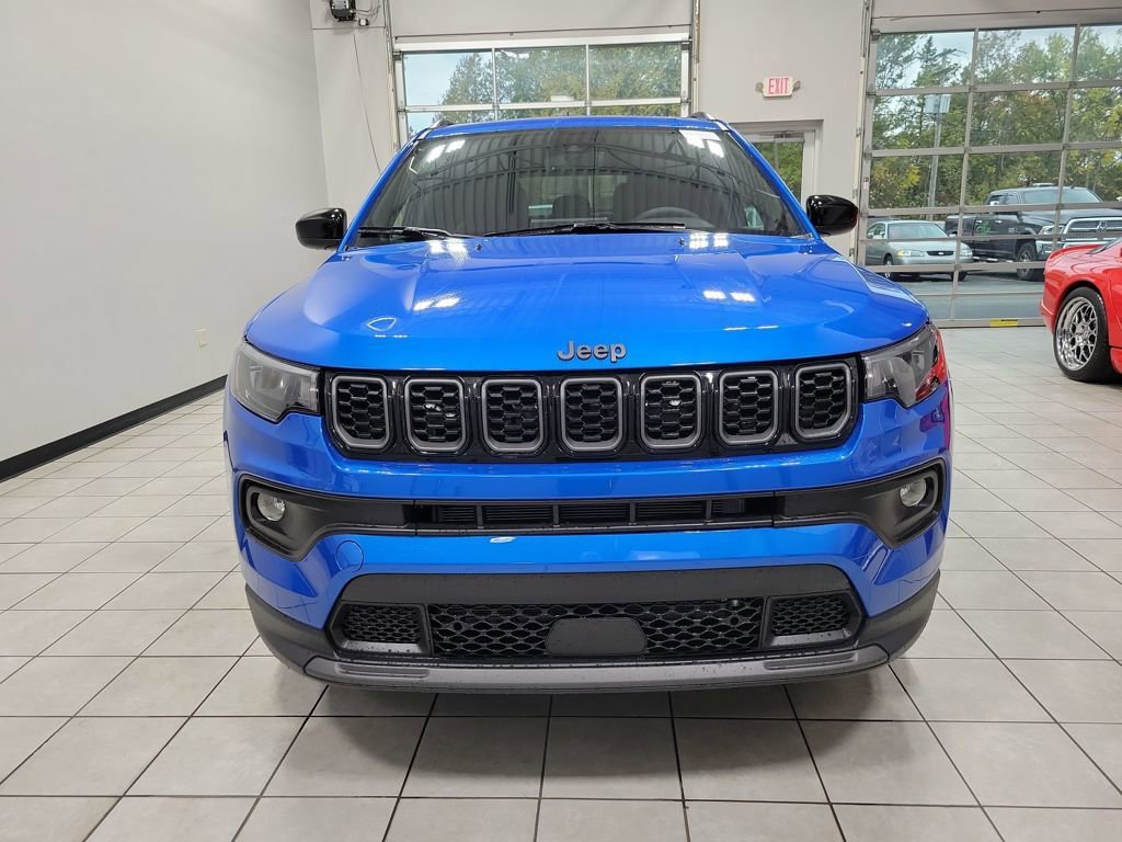 New 2025 Jeep Compass Latitude w/ Sun & Sound Group image 3