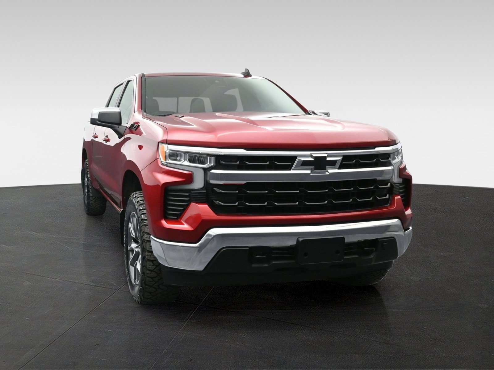 Used 2023 Chevrolet Silverado 1500 LT AWD/4WD image 7