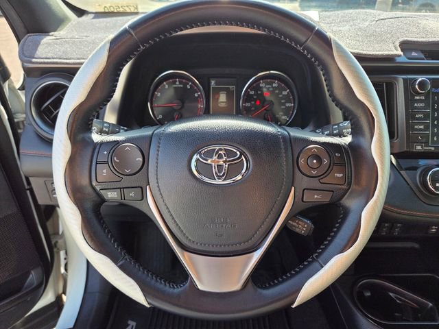 Used 2016 Toyota RAV4 SE w/ Advanced Technology Package AWD/4WD image 17