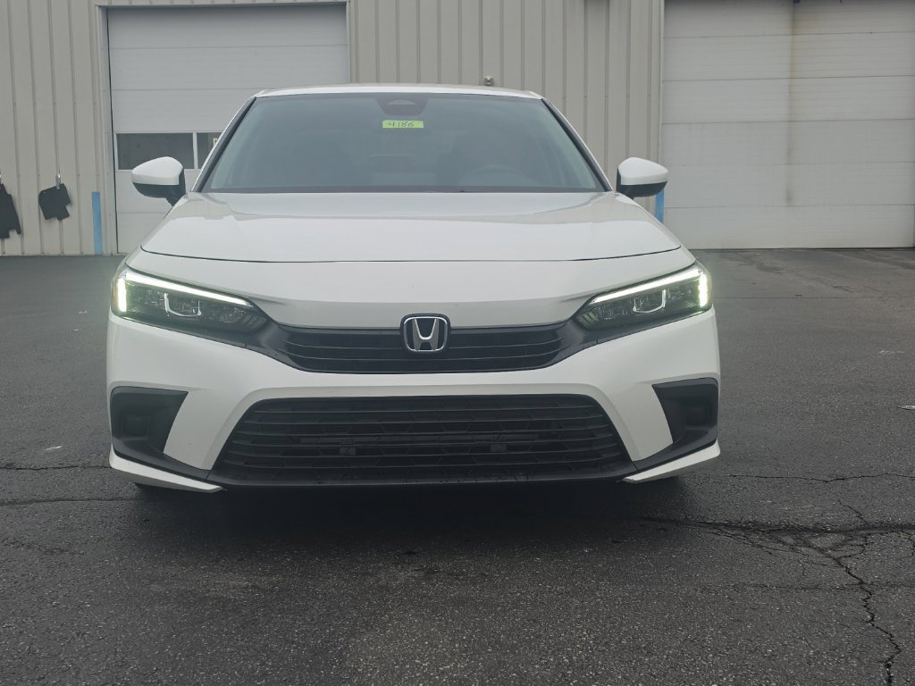 Used 2024 Honda Civic LX image 2