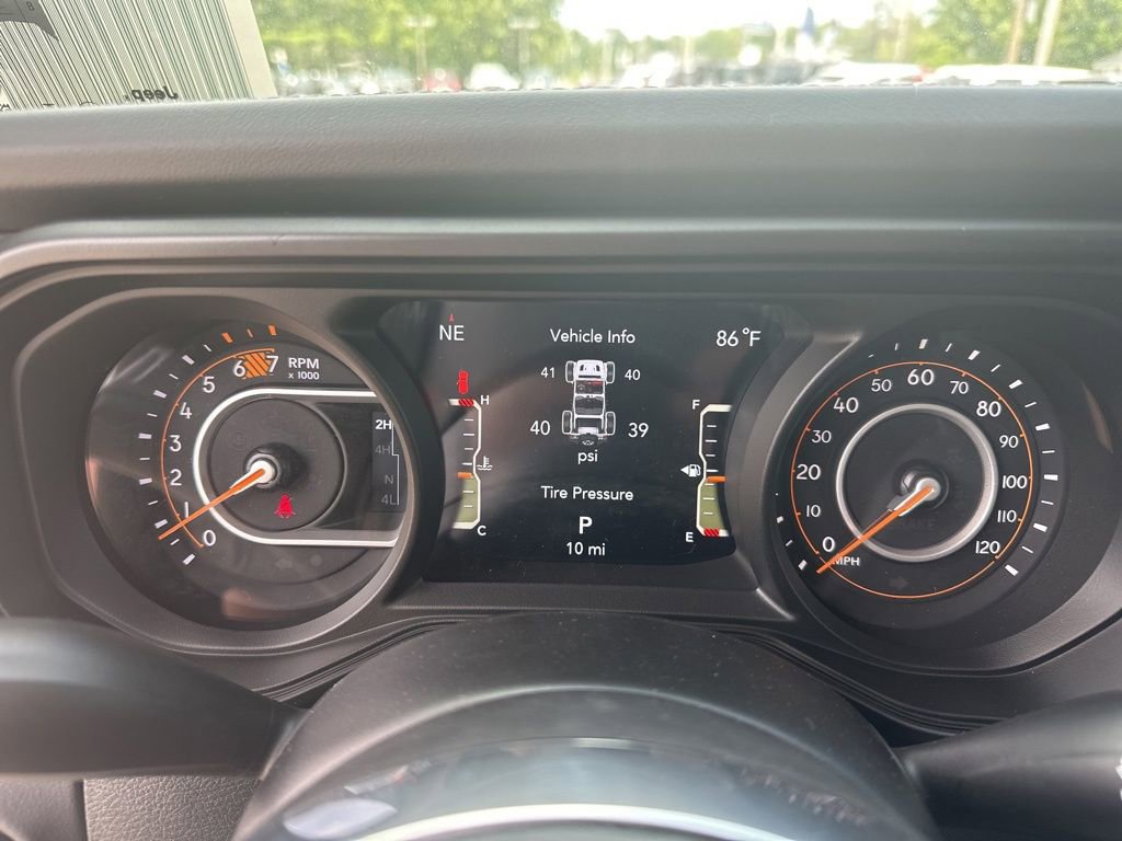 New 2025 Jeep Wrangler Sahara image 22