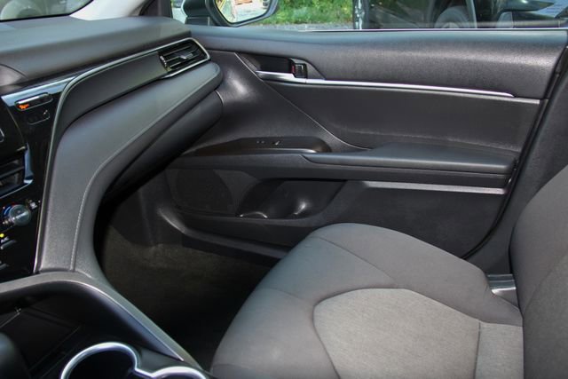 Used 2024 Toyota Camry LE FWD image 25