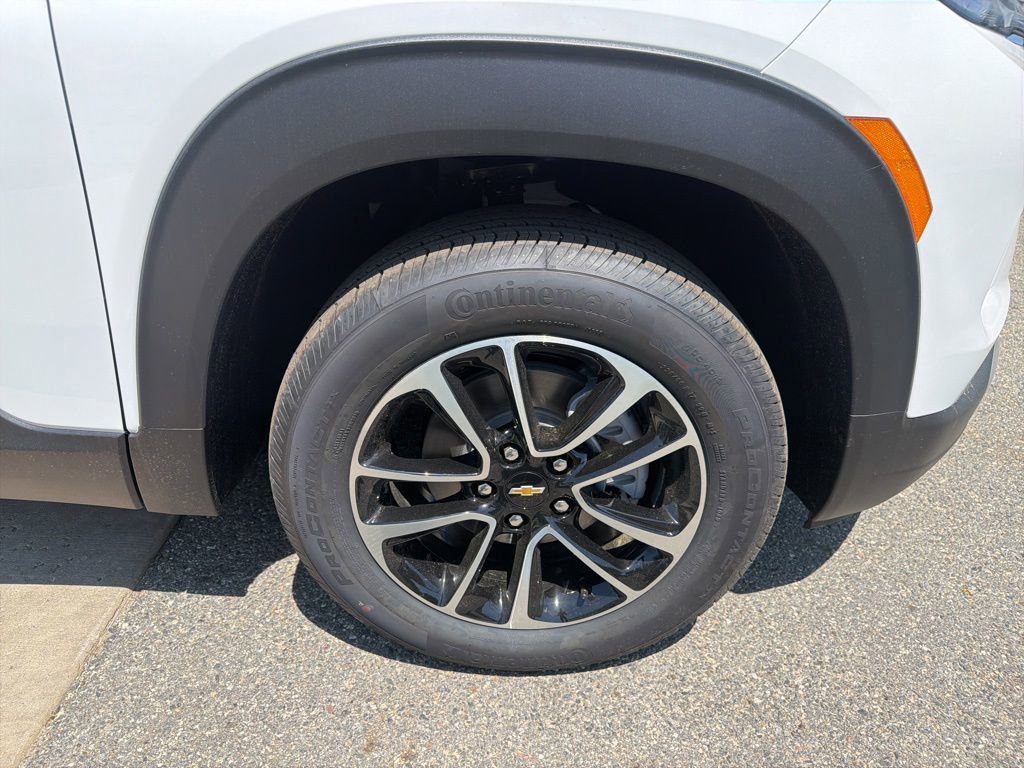 New 2026 Chevrolet TrailBlazer LT w/ LT Cold Weather Package AWD/4WD image 28