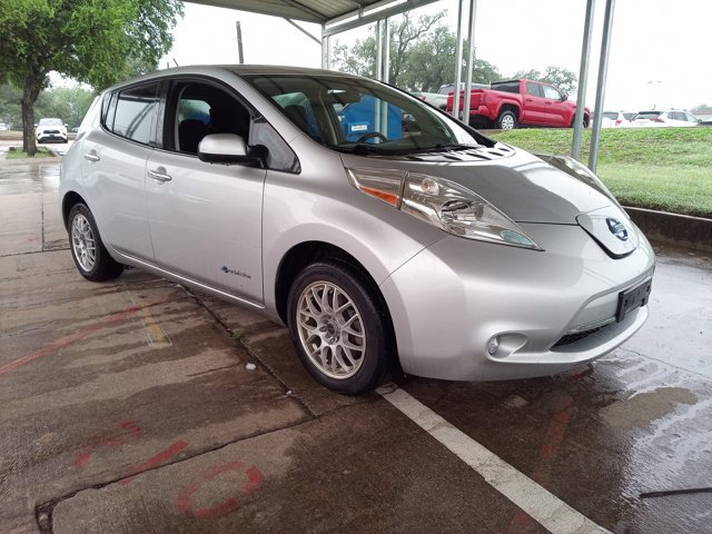 Used 2017 Nissan Leaf S image 3
