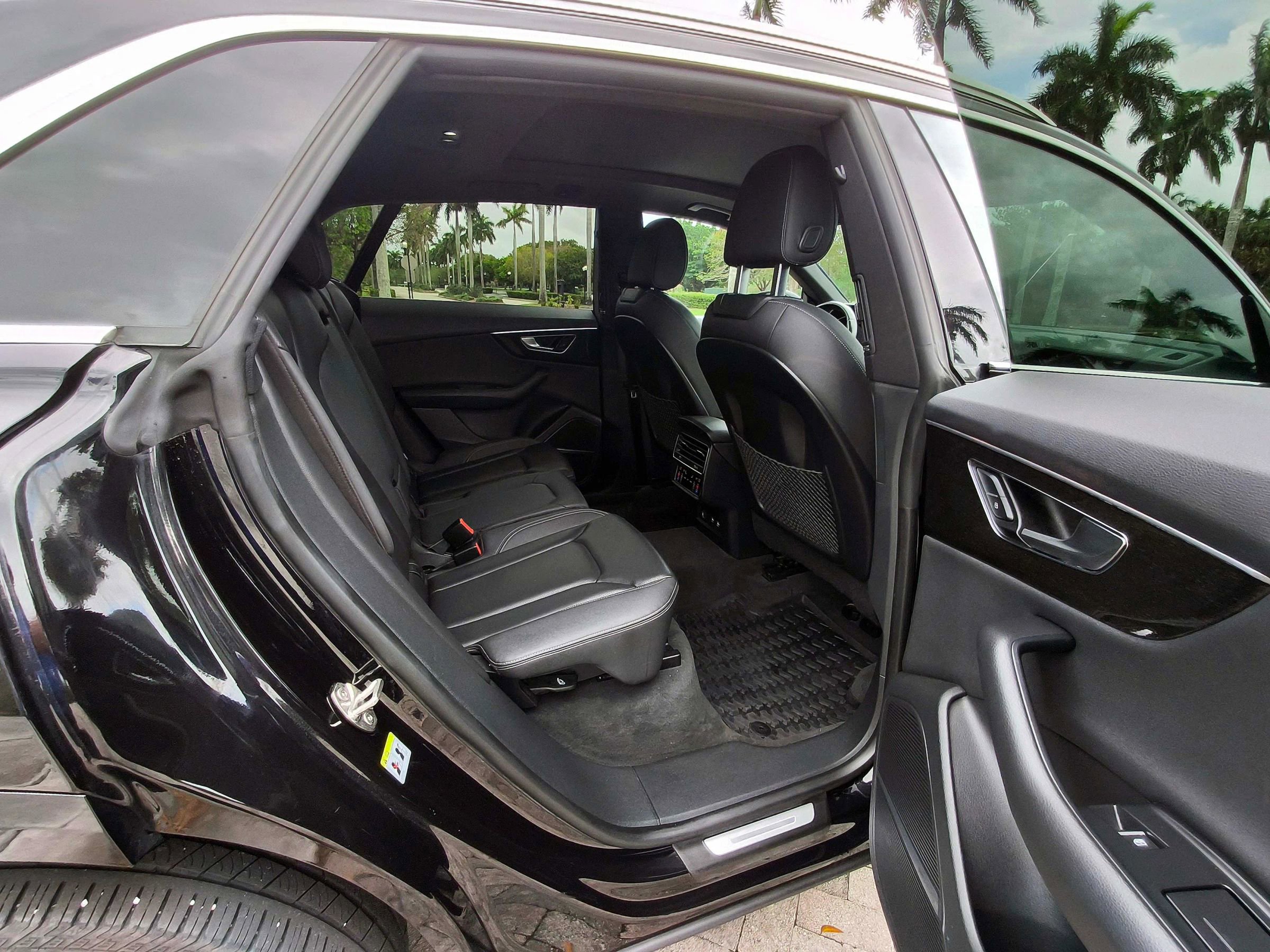 Used 2019 Audi Q8 Premium Plus AWD/4WD image 12