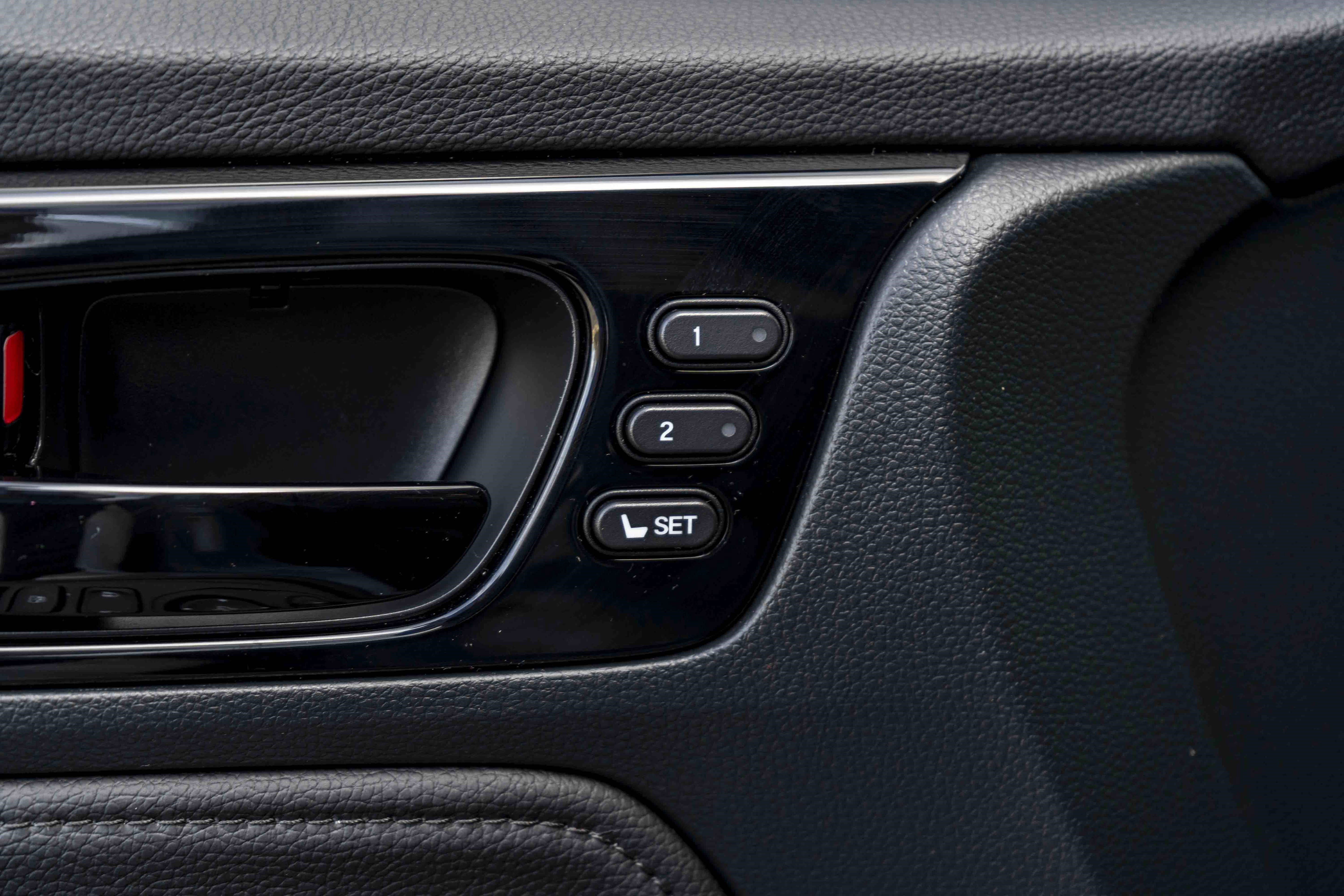 Used 2024 Honda Odyssey Elite image 40