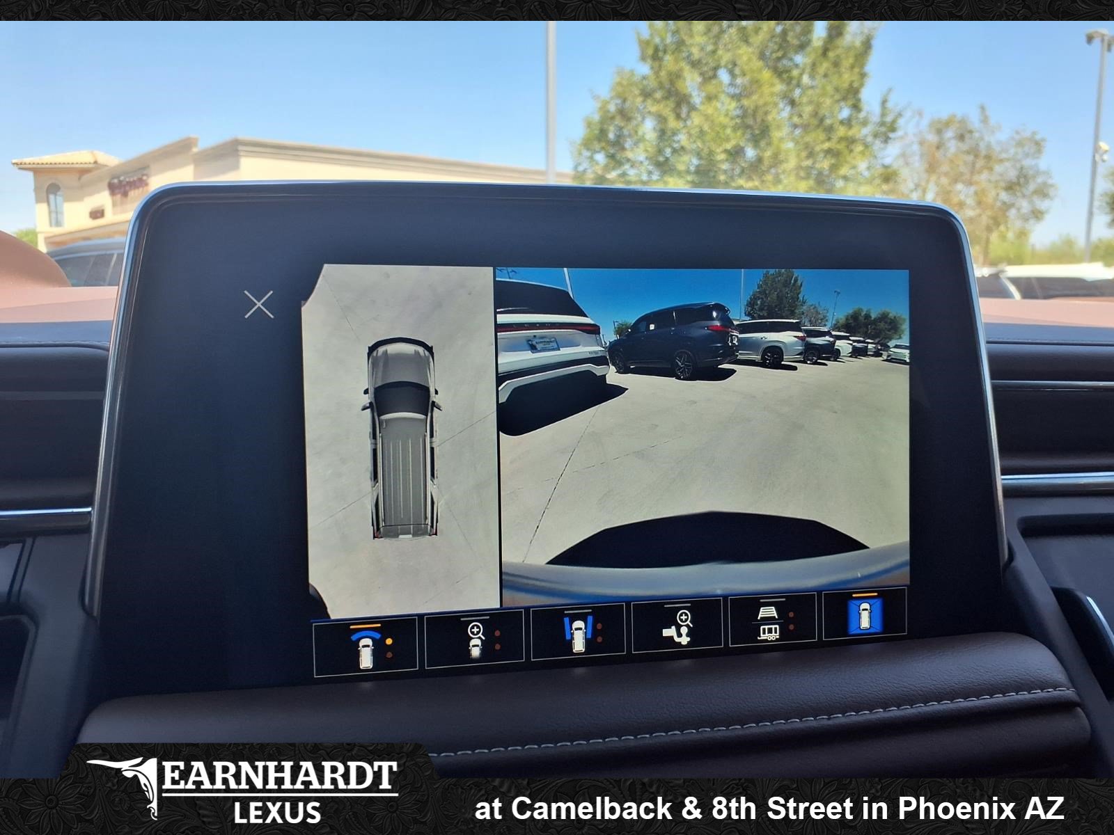 Used 2023 Chevrolet Tahoe High Country AWD/4WD image 23