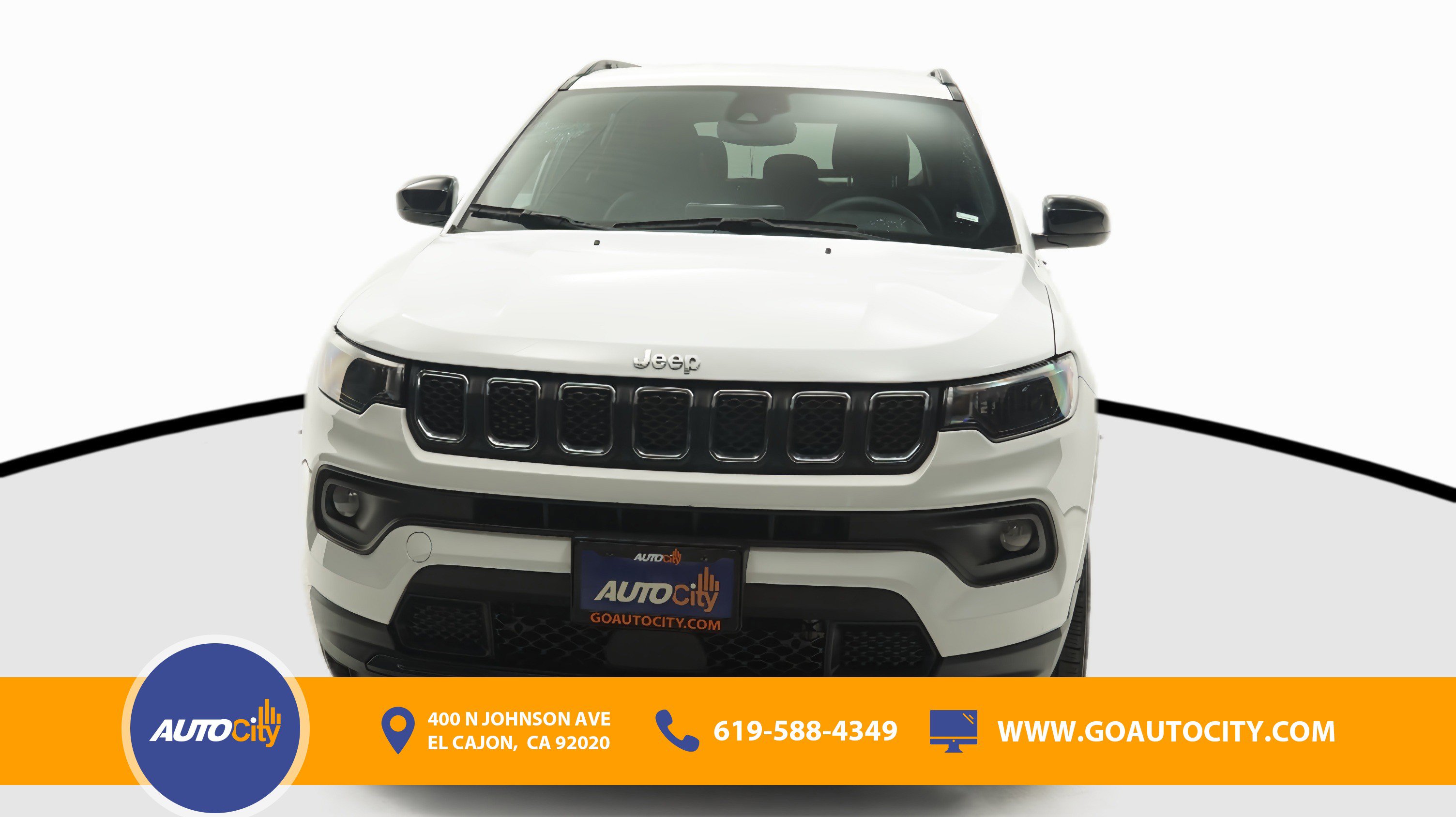 Used 2024 Jeep Compass Latitude image 4