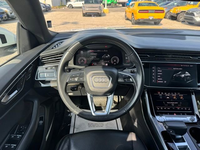 Used 2019 Audi Q8 Prestige AWD/4WD image 12