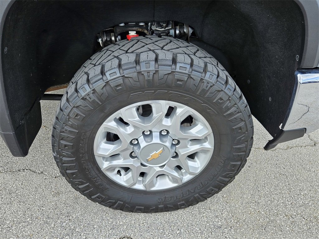 Used 2024 Chevrolet Silverado 2500 LT w/ All Star Edition image 37