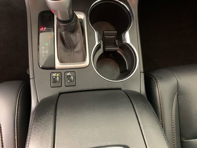 Used 2019 Toyota Highlander XLE w/ Protection Package #3 image 28