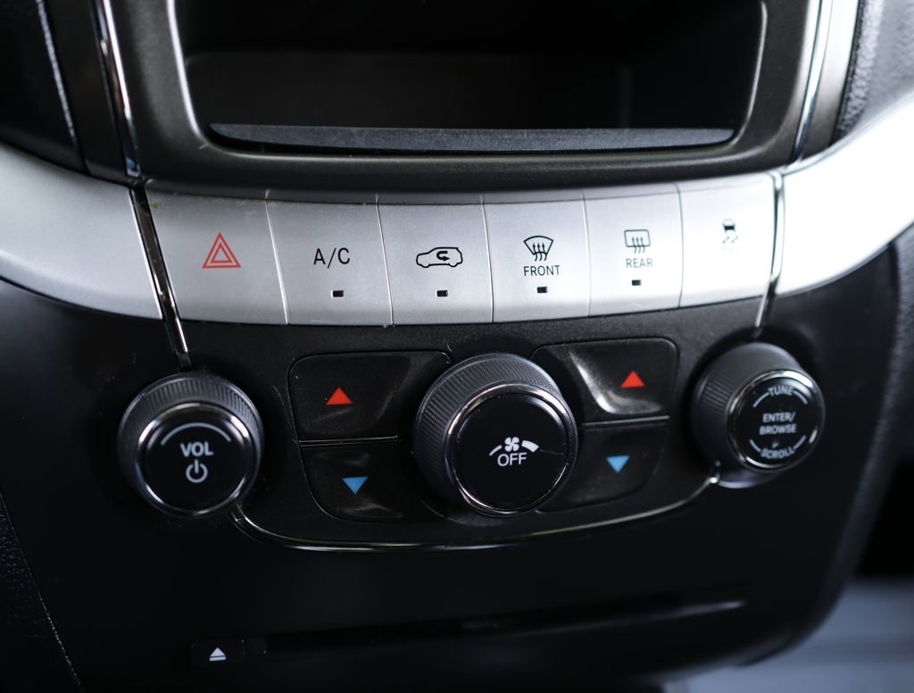 Used 2017 Dodge Journey SE FWD image 14