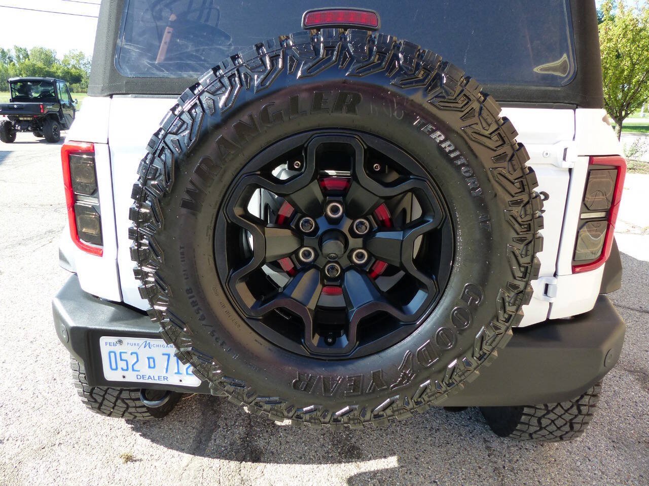 Used 2025 Ford Bronco Outer Banks AWD/4WD image 9
