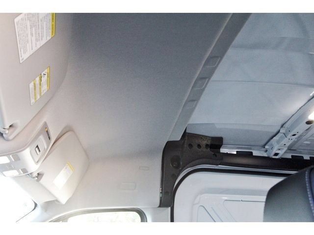 New 2025 Ford E-Transit 148 Medium Roof RWD image 22