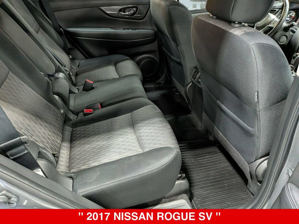 Used 2017 Nissan Rogue SV AWD/4WD image 30