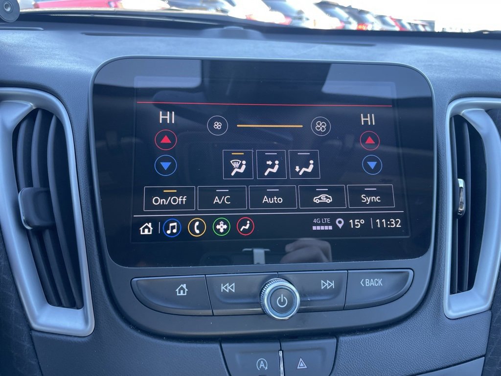 Used 2023 Chevrolet Malibu LT image 16