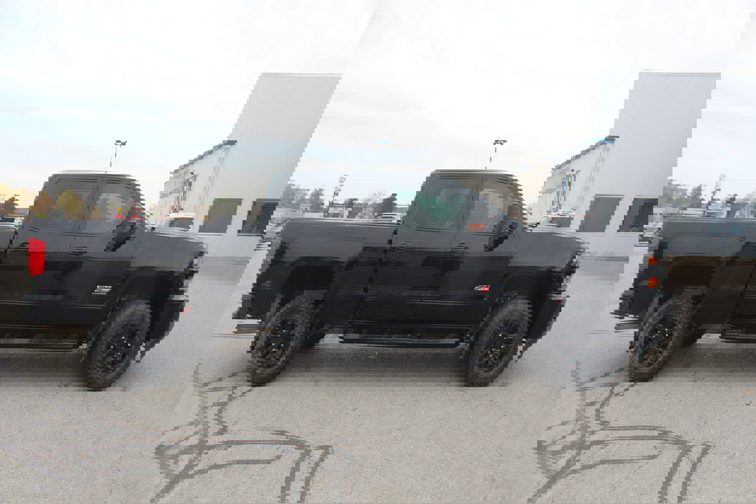 Used 2017 Chevrolet Silverado 2500 LTZ w/ Midnight Edition image 6