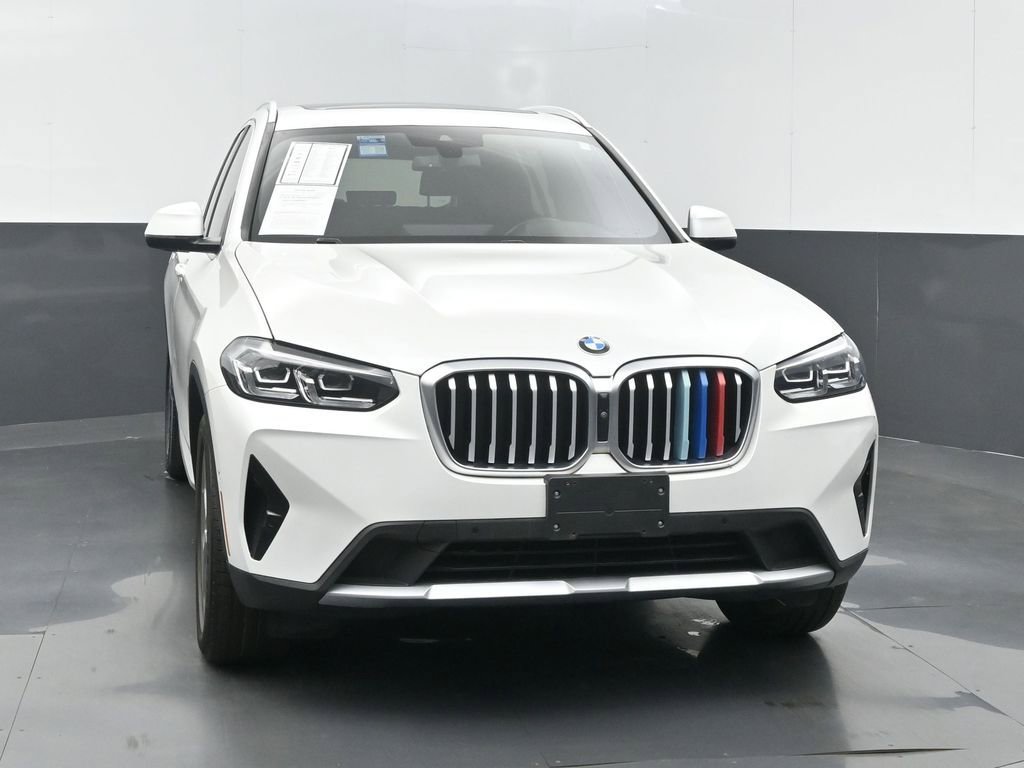 Used 2023 BMW X3 xDrive30i w/ Premium Package AWD/4WD image 4