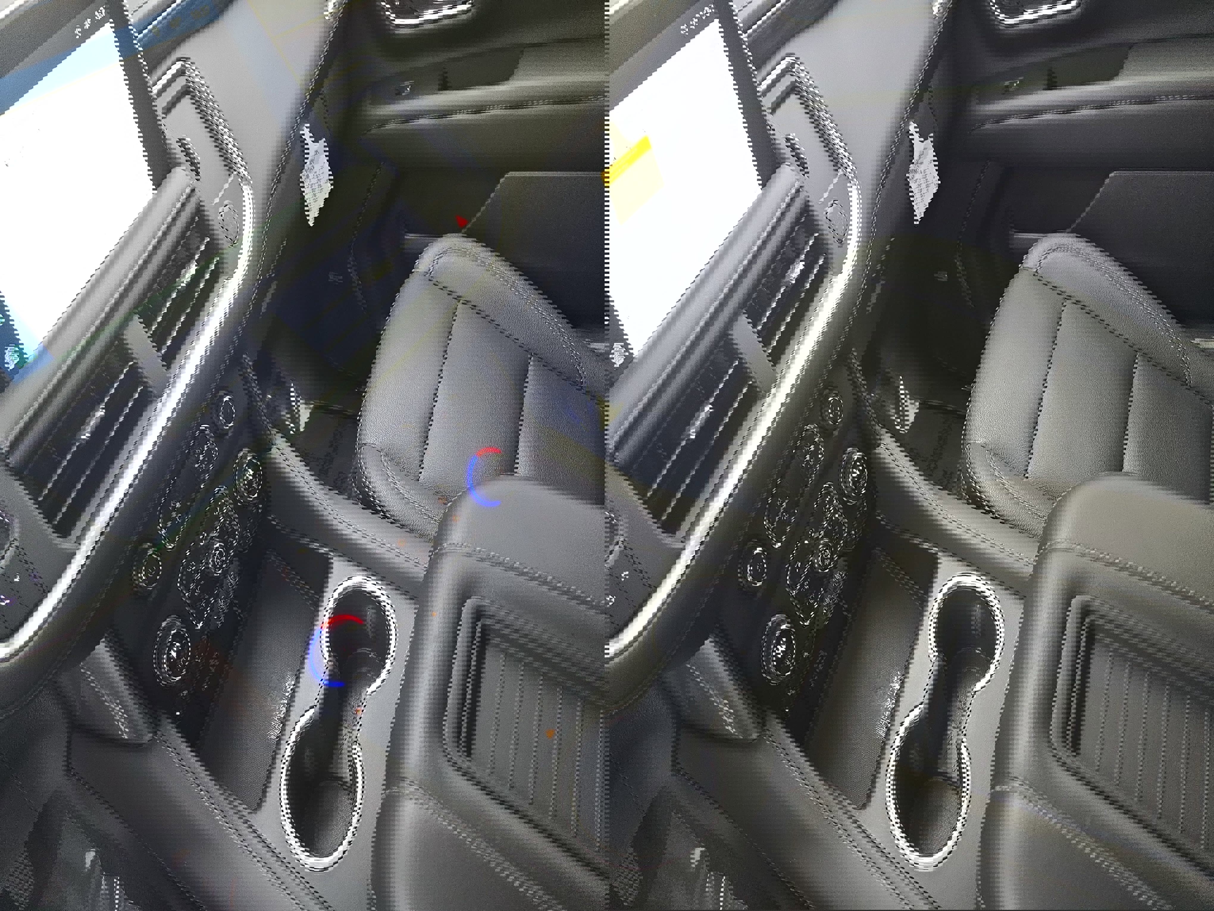 Used 2022 Chevrolet Tahoe Z71 w/ Luxury Package image 26