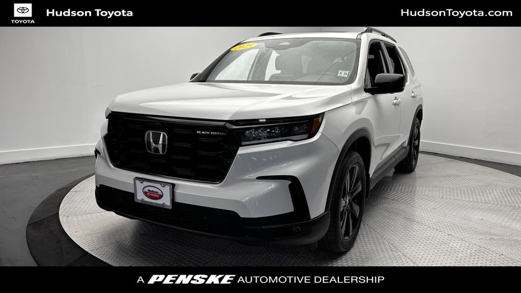 Used 2025 Honda Pilot Black Edition