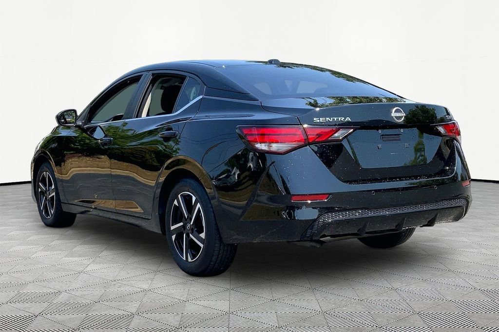 Used 2024 Nissan Sentra SV FWD image 4