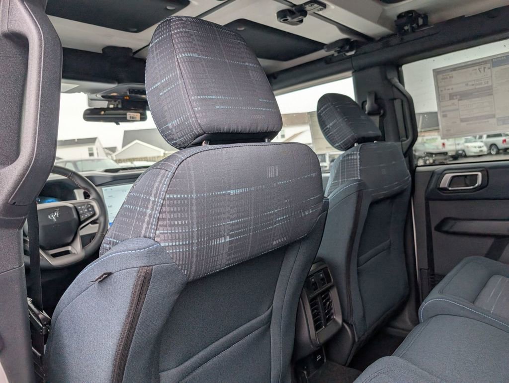 New 2026 Ford Bronco Heritage Edition AWD/4WD image 44