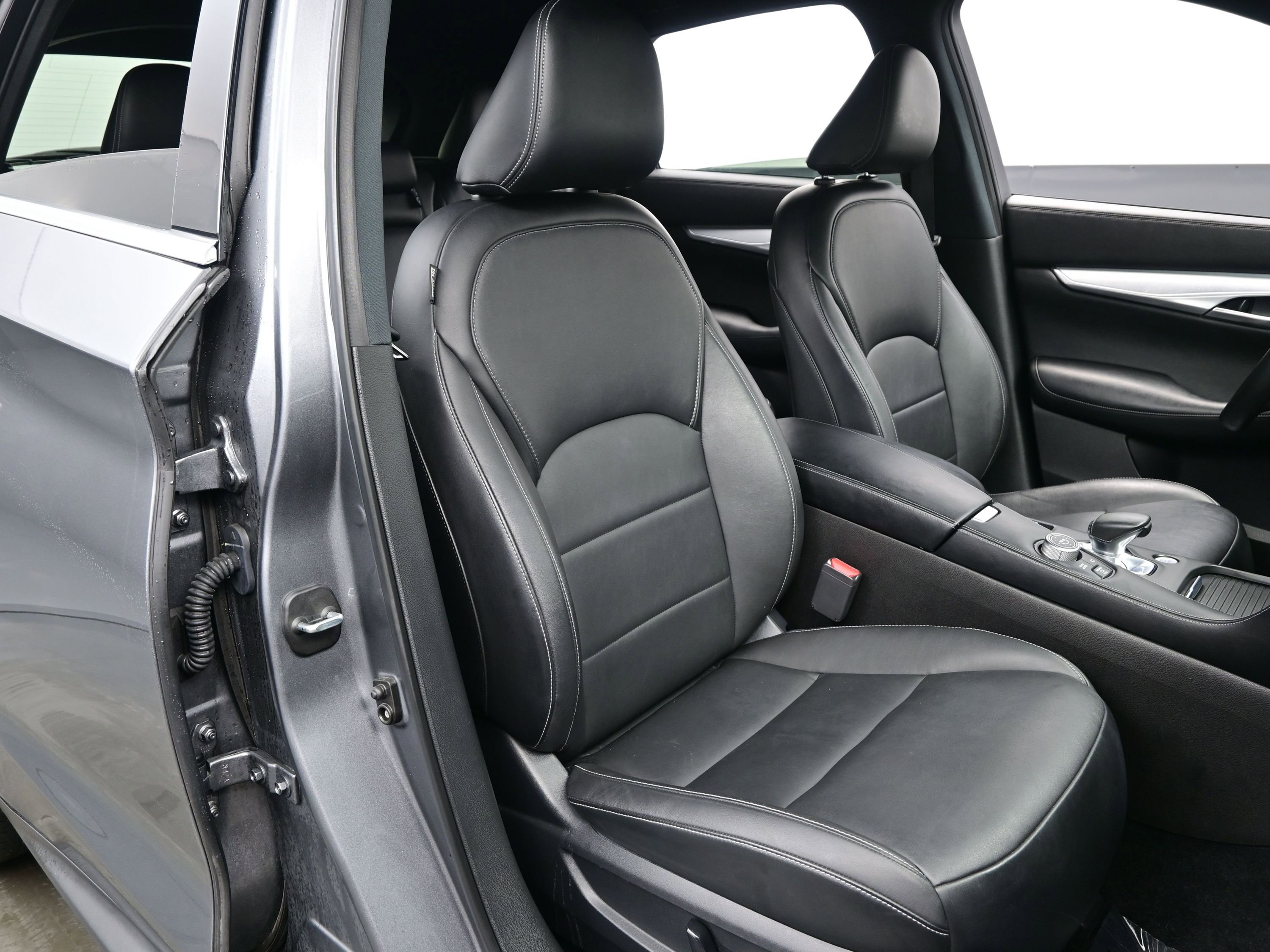 Used 2020 INFINITI QX50 Essential w/ Edition 30 Package image 13