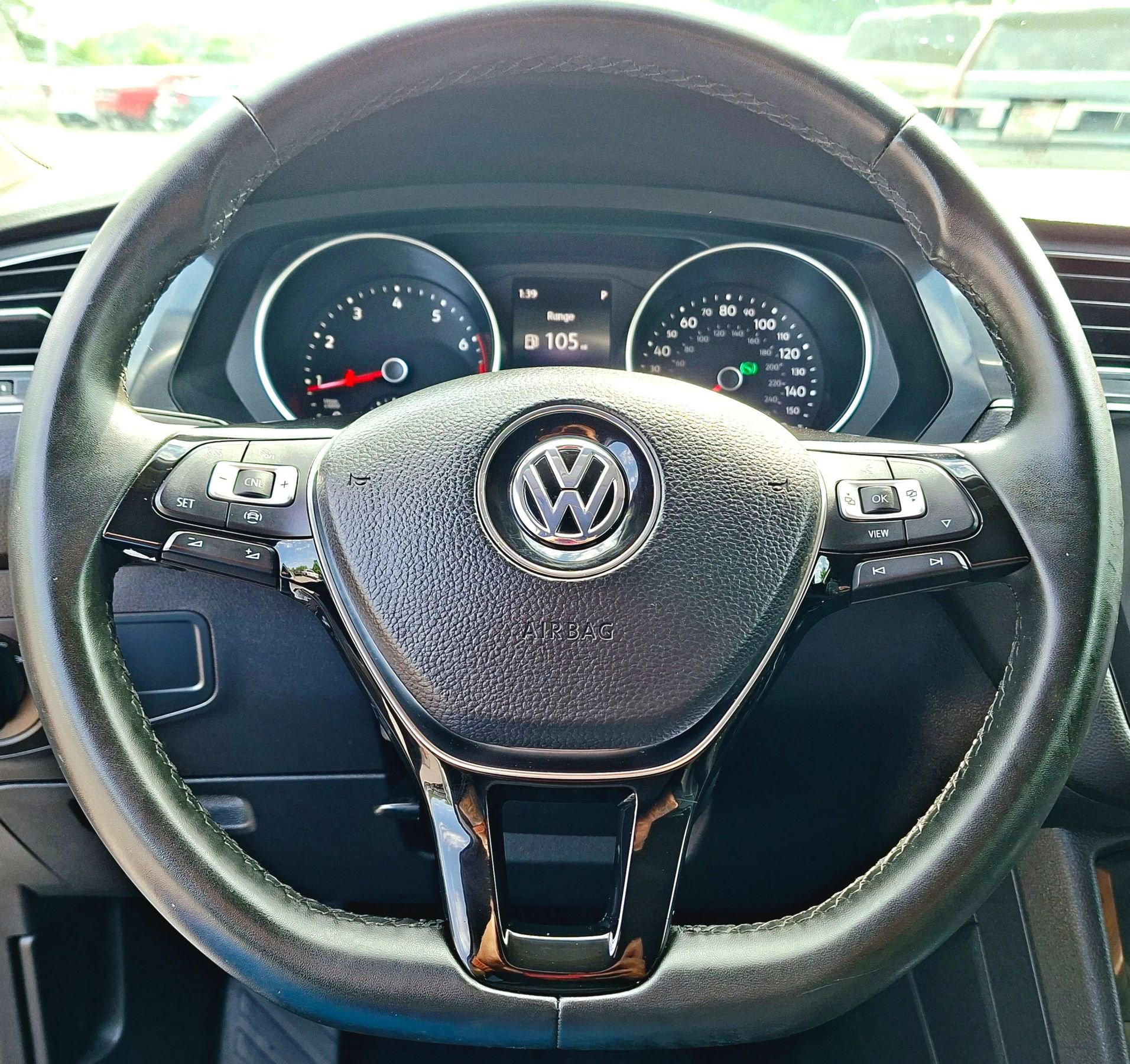 Used 2020 Volkswagen Tiguan SE FWD image 21
