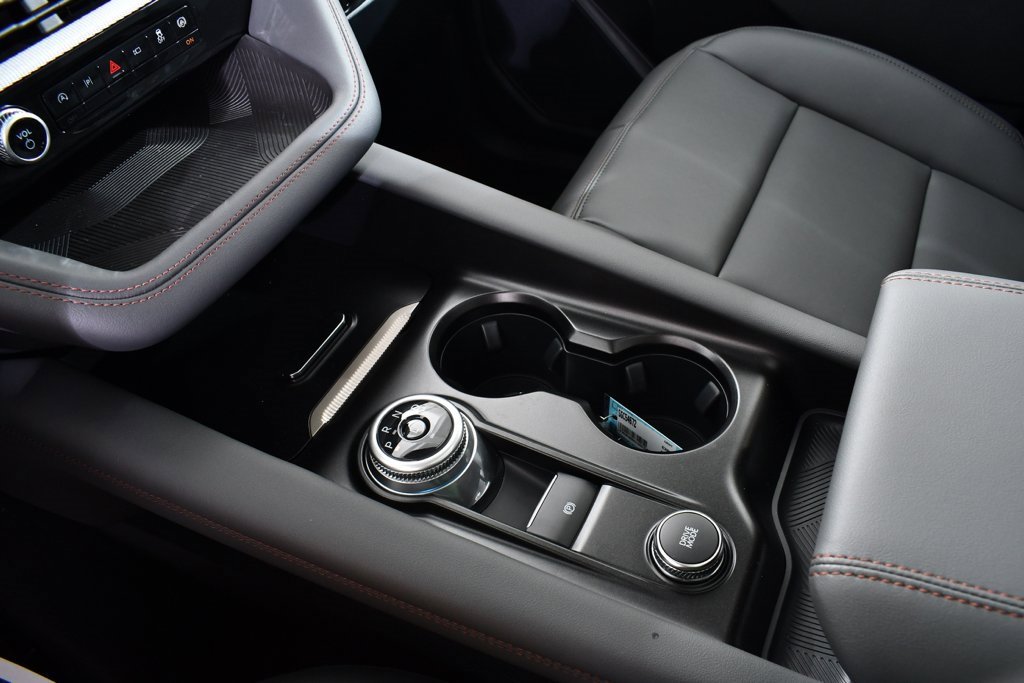 New 2025 Ford Explorer Active w/ Active Comfort Package image 31