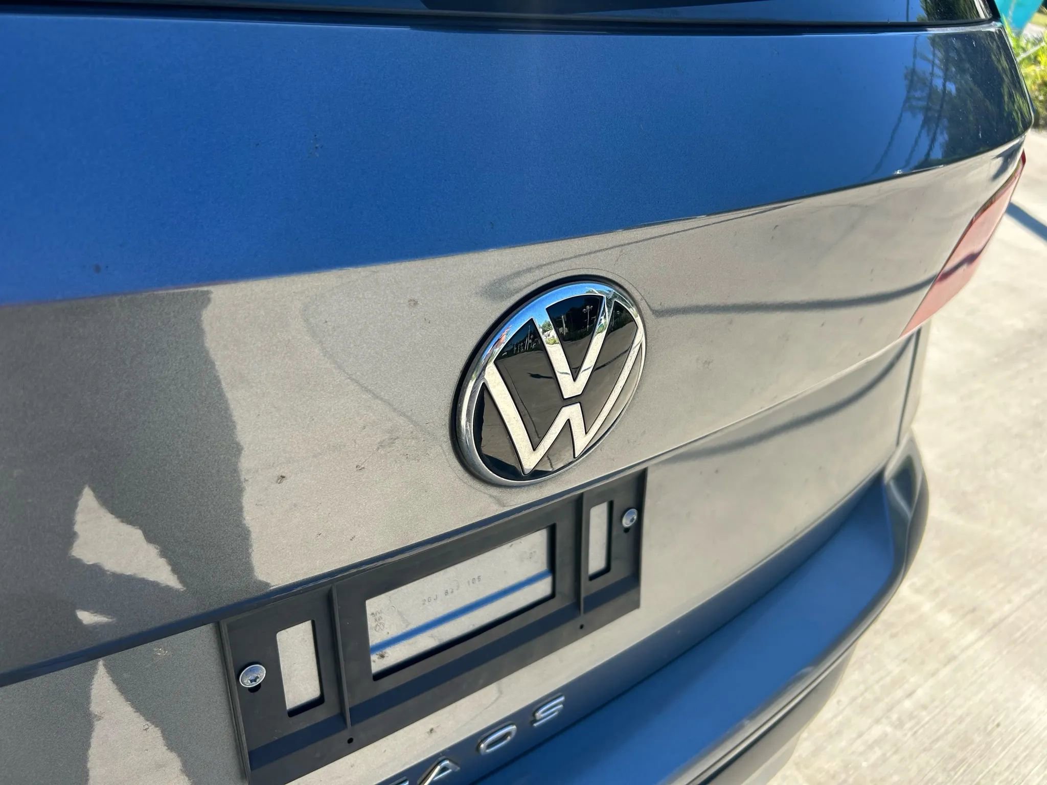 Used 2022 Volkswagen Taos S w/ IQ Drive S Package image 9