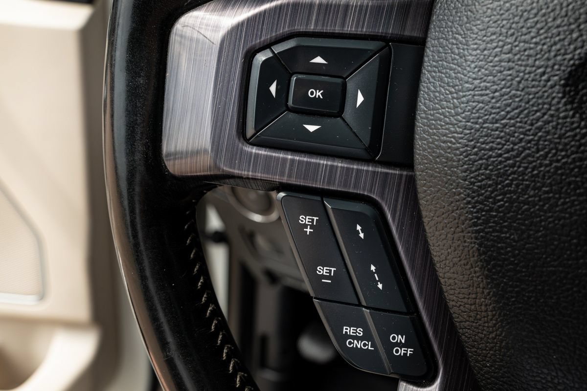 Used 2020 Ford F350 Limited AWD/4WD image 19