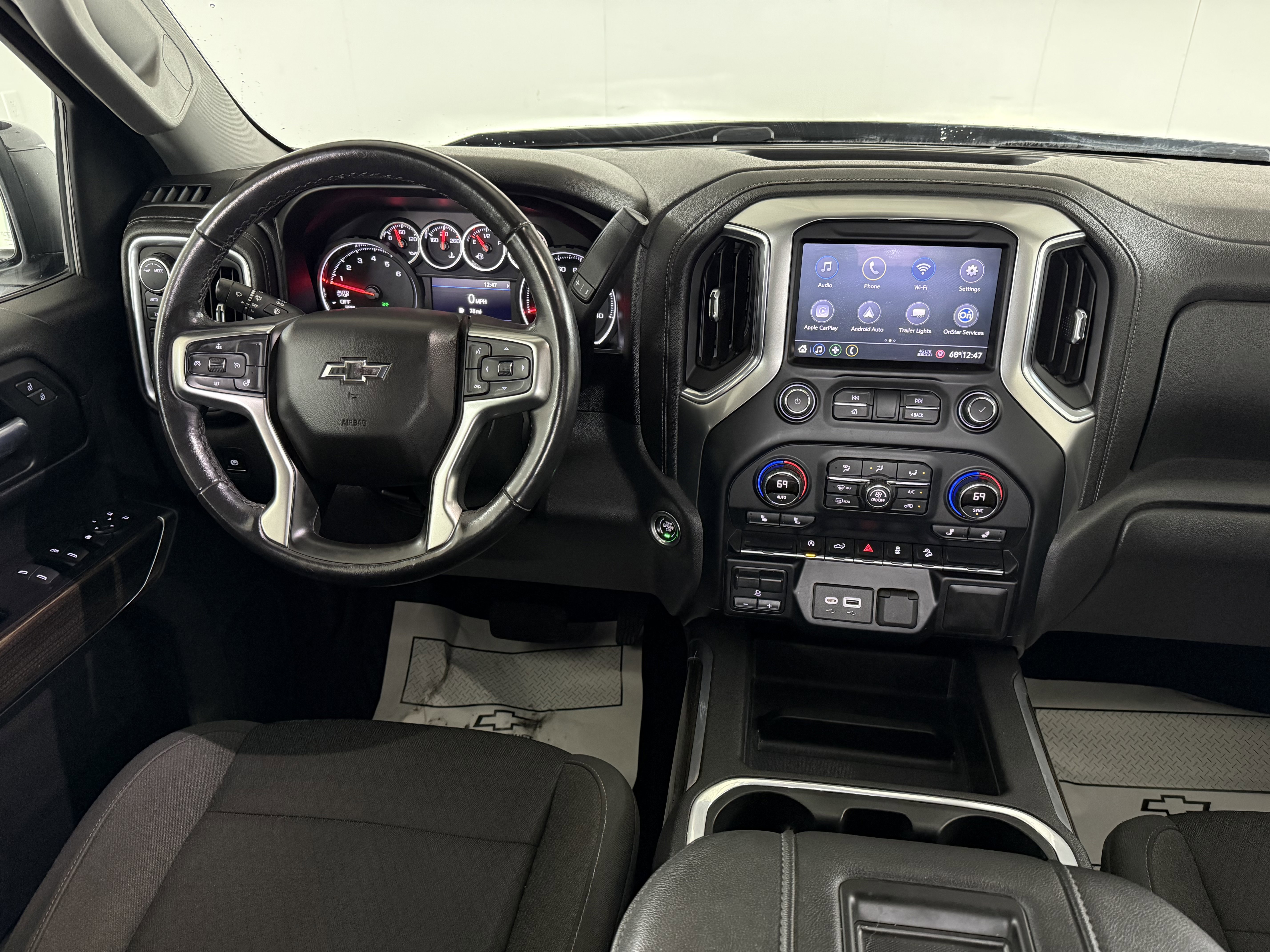 Used 2021 Chevrolet Silverado 1500 LT Trail Boss w/ Bed Protection Package image 19