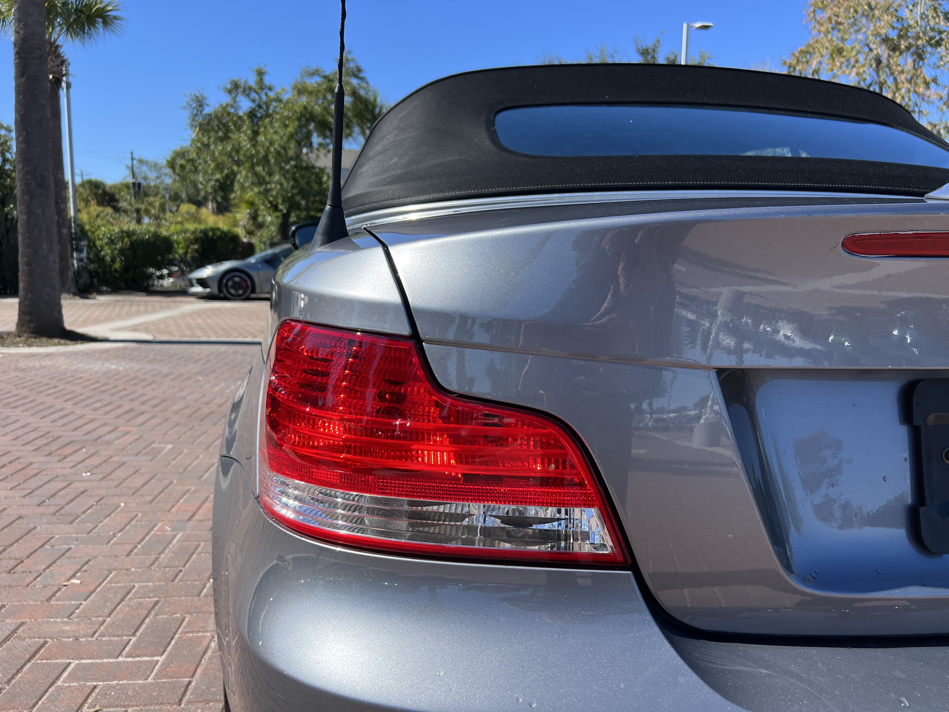 Used 2011 BMW 128i Convertible RWD image 36