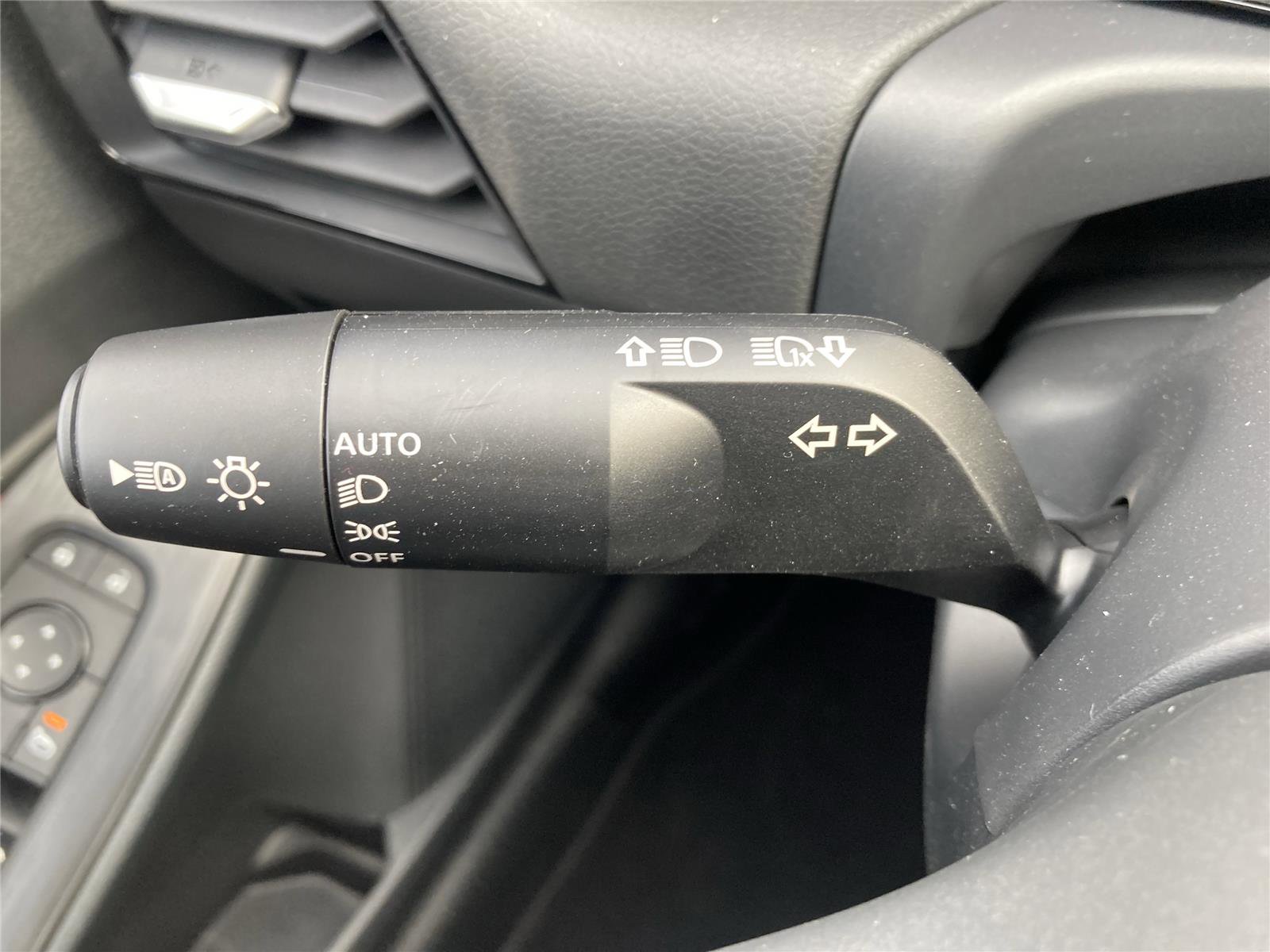 New 2026 Nissan Sentra SR w/ SR Premium Package image 20