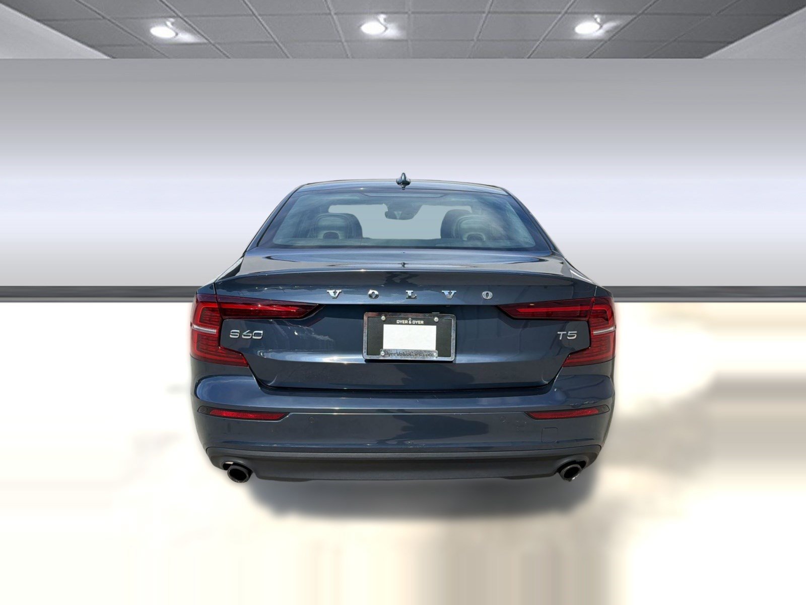 Used 2020 Volvo S60 T5 Momentum FWD image 9