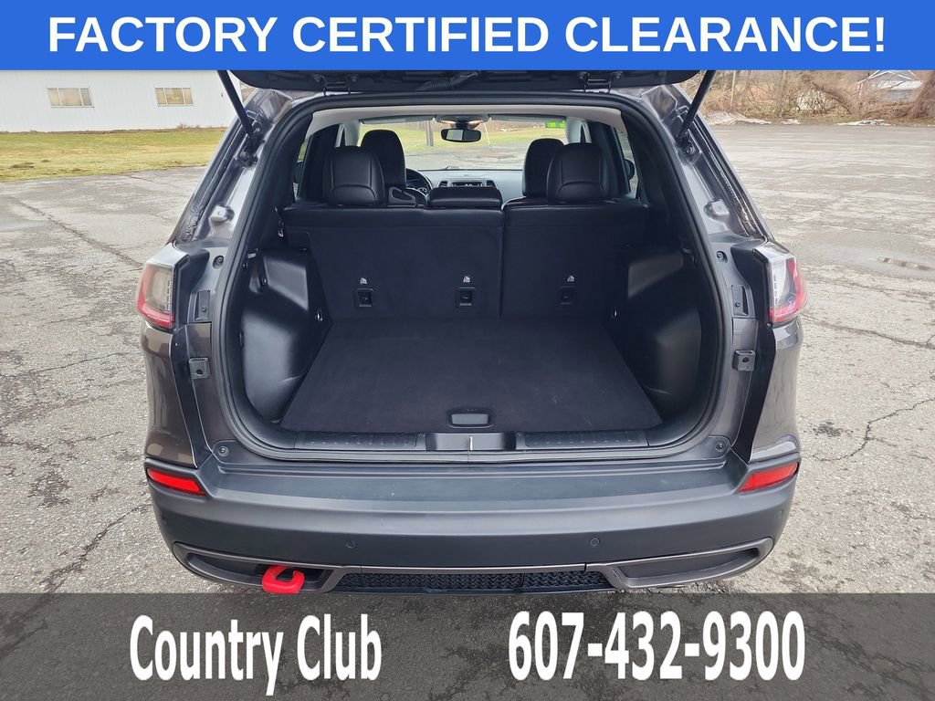 Used 2021 Jeep Cherokee Trailhawk AWD/4WD image 27