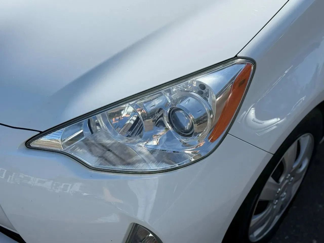 Used 2012 Toyota Prius C One FWD image 11