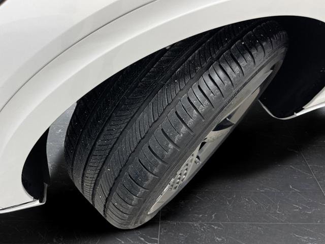 Used 2025 Genesis GV70 3.5T Sport w/ Sport Prestige Package image 37