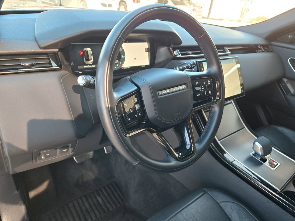 Used 2025 Land Rover Range Rover Velar Dynamic SE AWD/4WD image 11