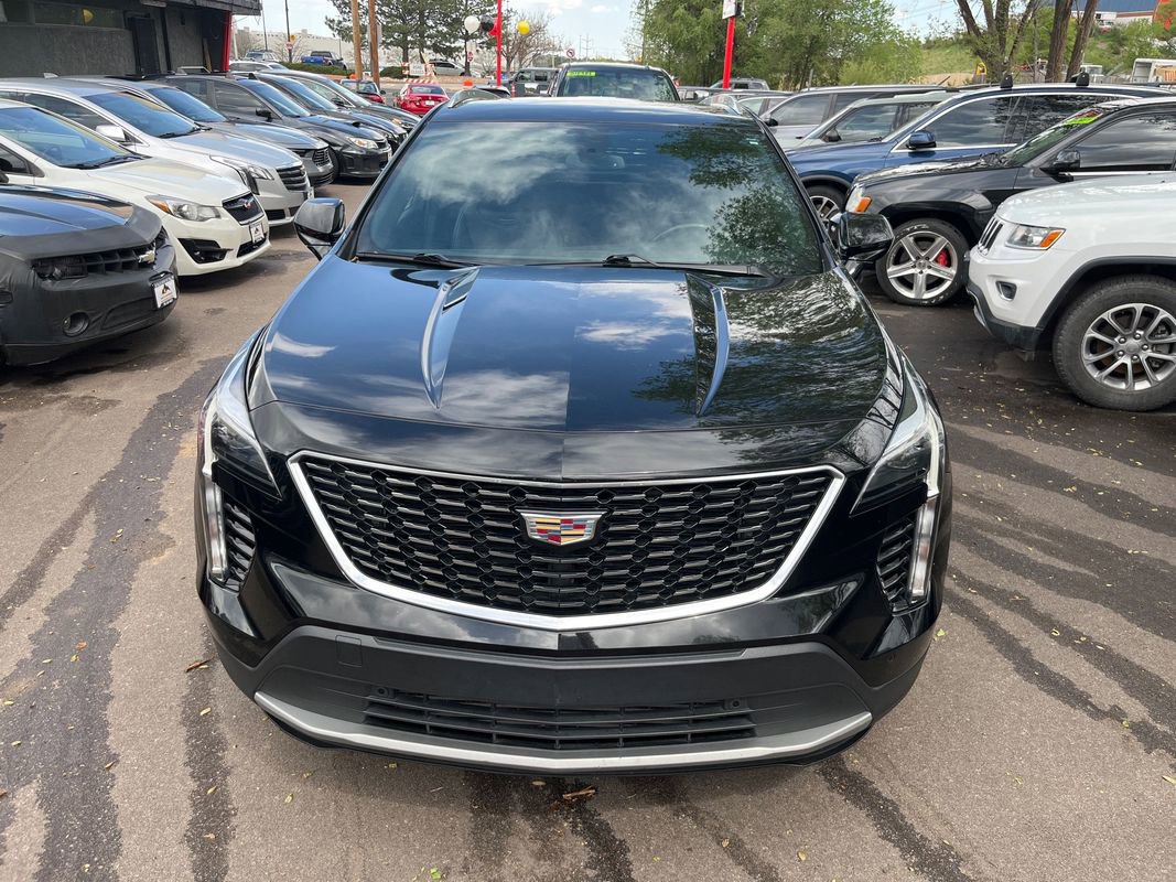 Used 2019 Cadillac XT4 Premium Luxury AWD/4WD image 2
