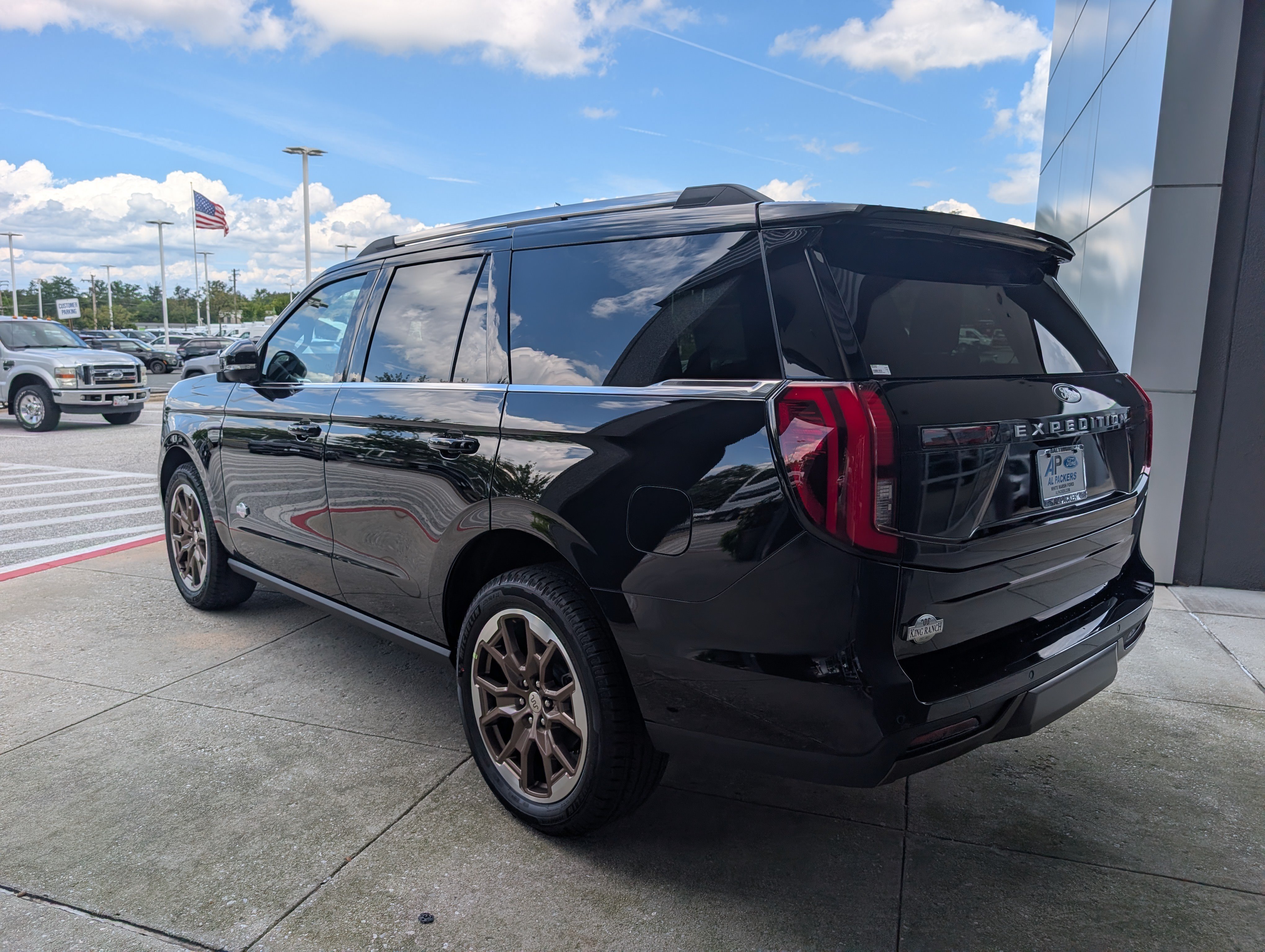 New 2027 Ford Expedition King Ranch AWD/4WD image 3
