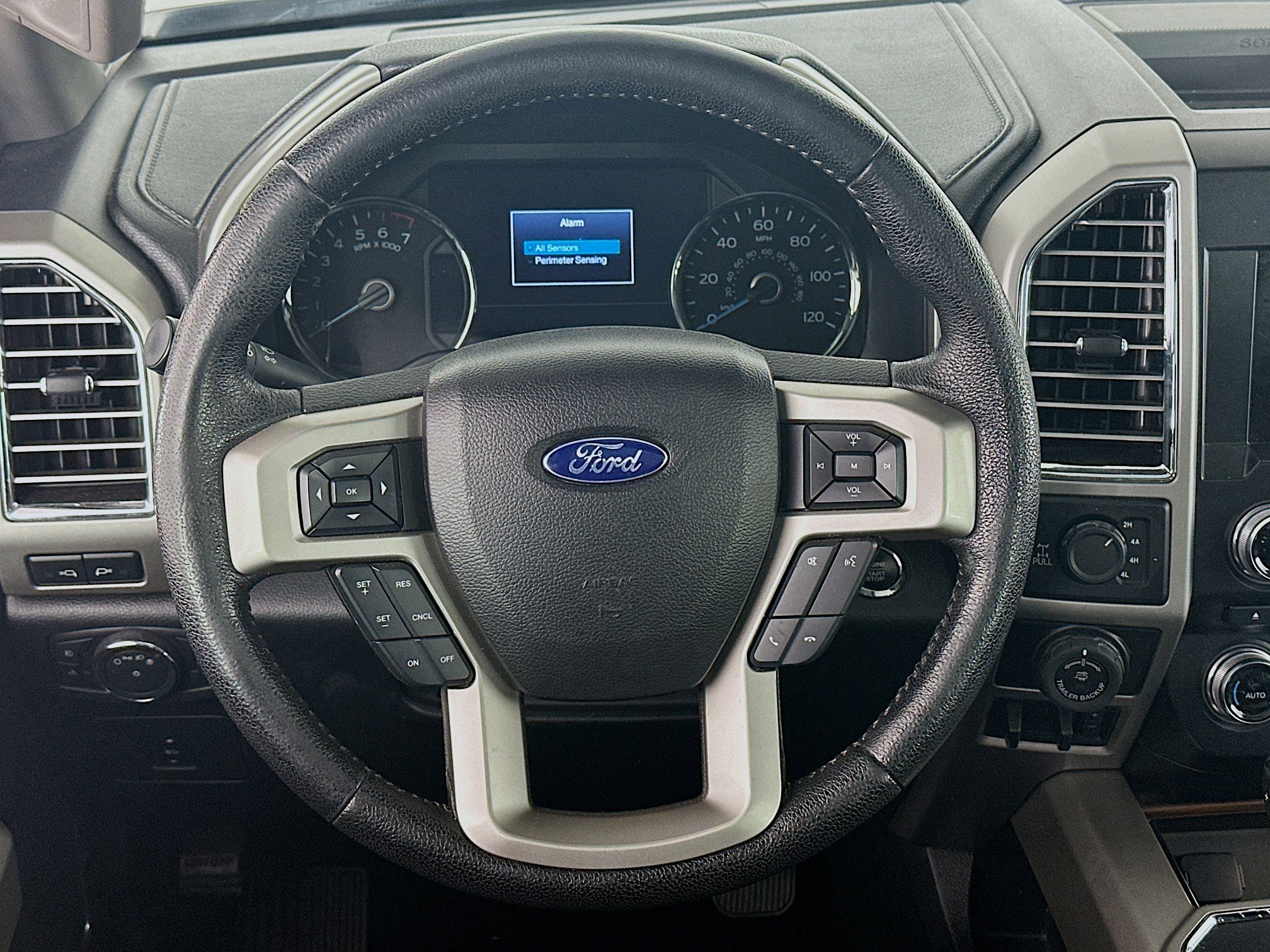 Used 2016 Ford F150 Lariat w/ Equipment Group 502A Luxury AWD/4WD image 18
