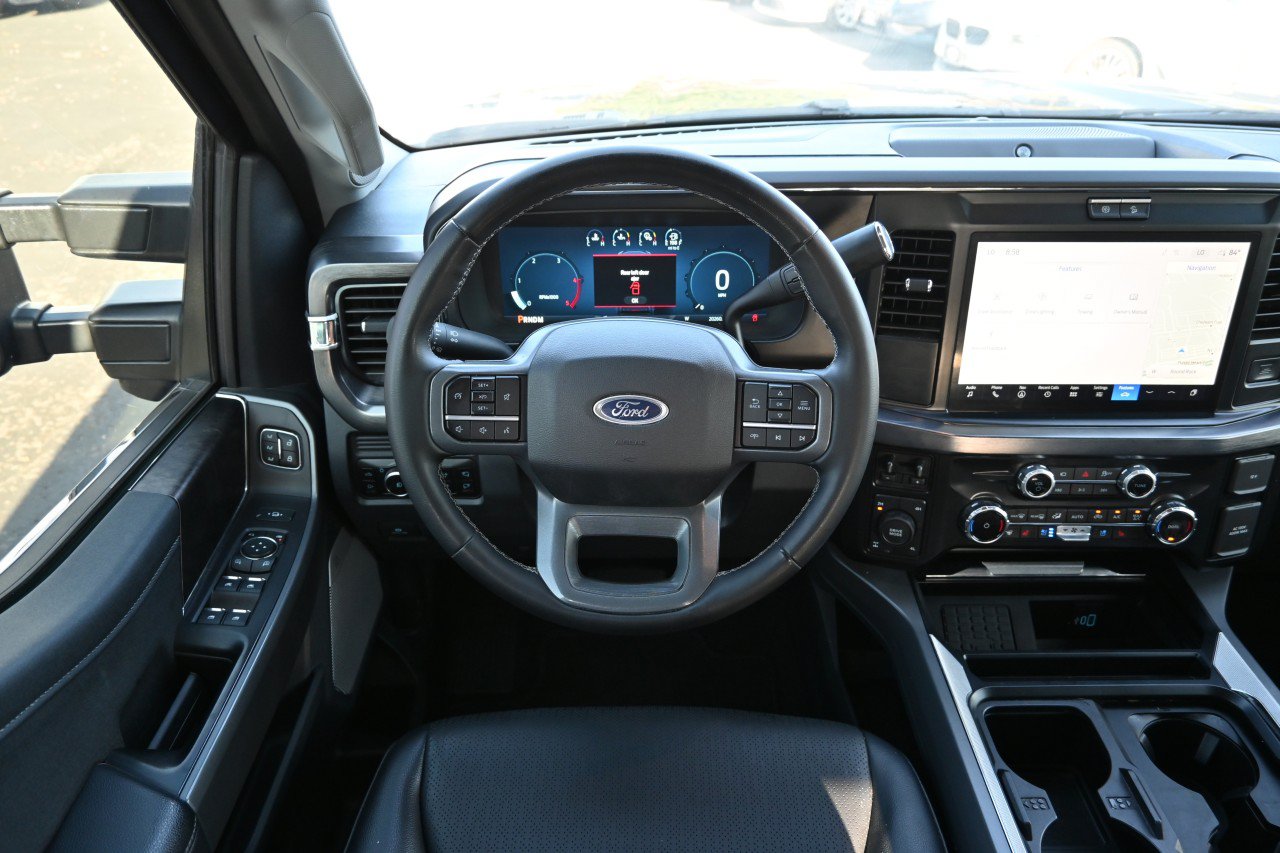 Used 2025 Ford F250 Lariat w/ Chrome Package AWD/4WD image 9