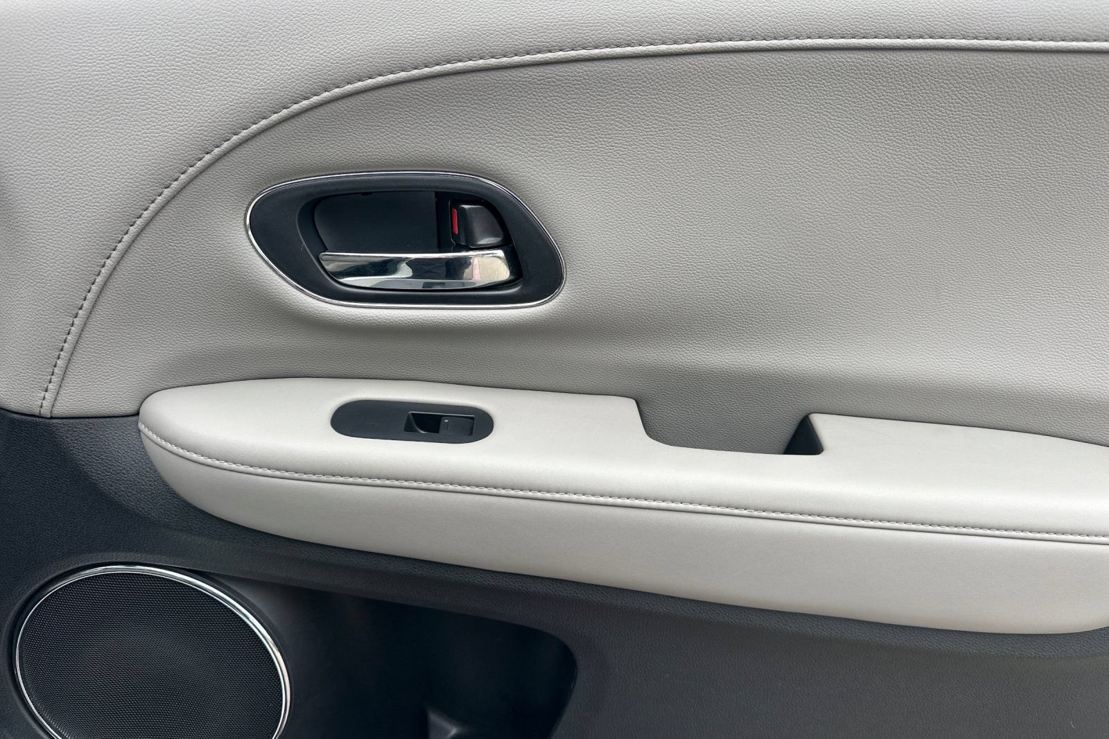Certified 2018 Honda HR-V EX-L image 20
