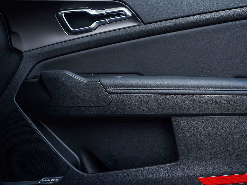 New 2026 Kia Sportage SX image 10