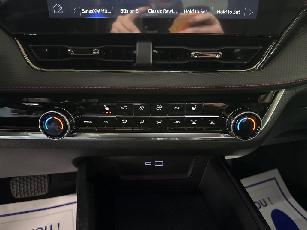 New 2025 Chevrolet Equinox RS image 28