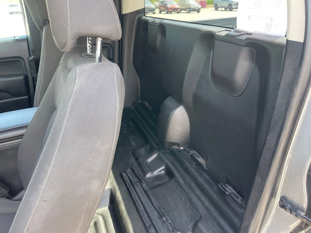 Used 2022 Chevrolet Colorado LT w/ Fleet Safety Package RWD image 15